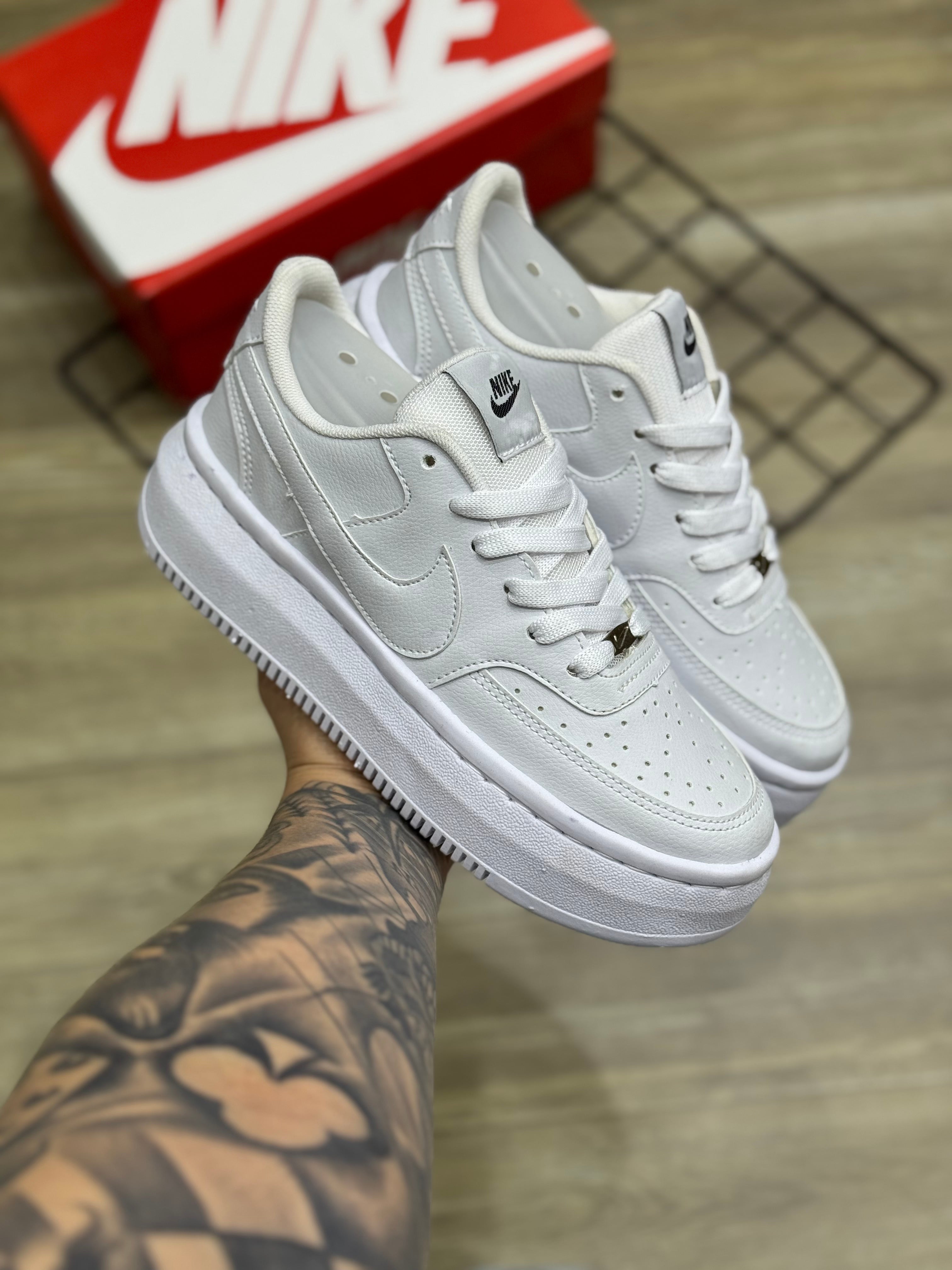 Tênis Nike Court Vision Alta Branco