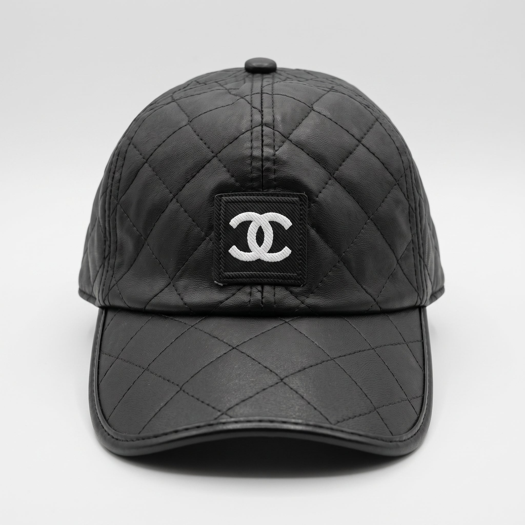 Boné "Chanel" de Couro