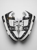 Tênis "LV" Trainer Preto e Branco