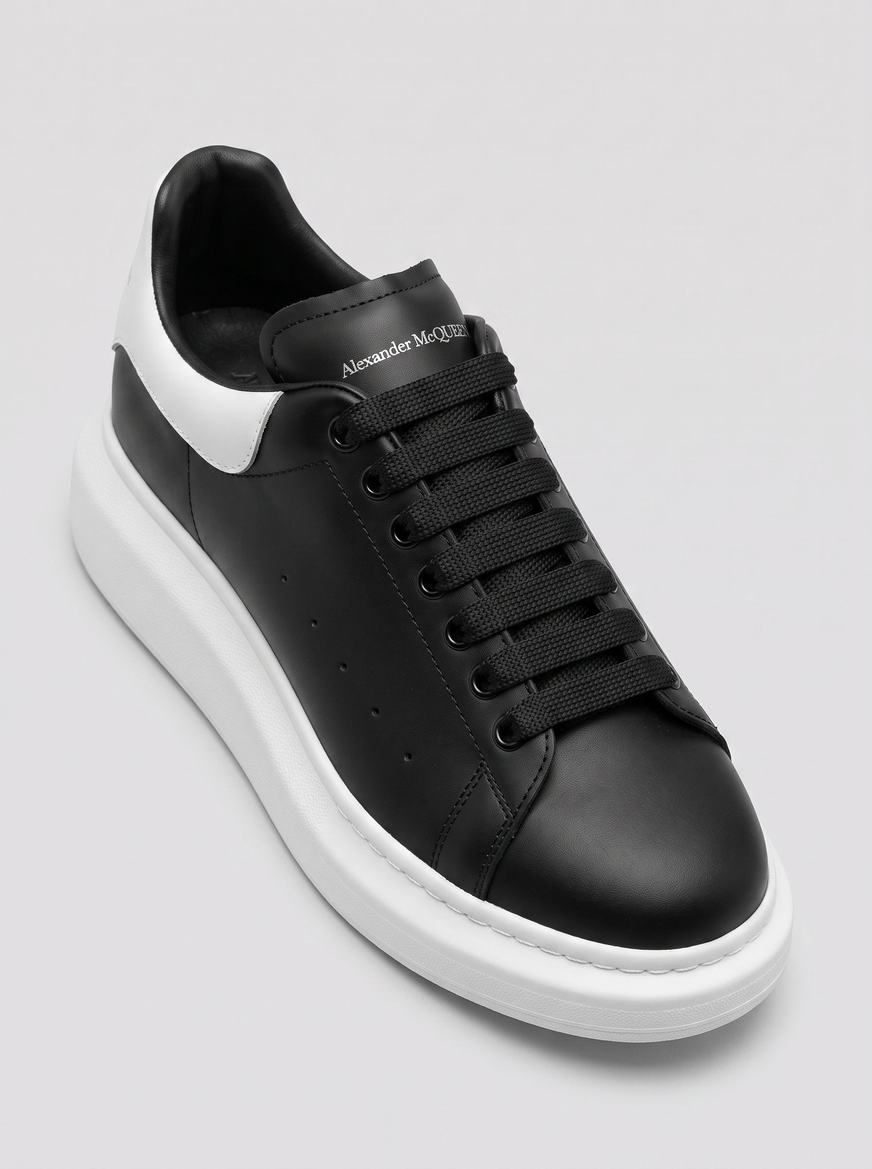 Tênis Alexander McQueen