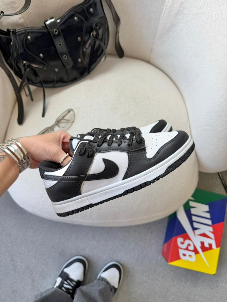 Tênis Nike Dunk Low Panda