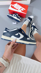 Tênis Nike Dunk Low Marinho